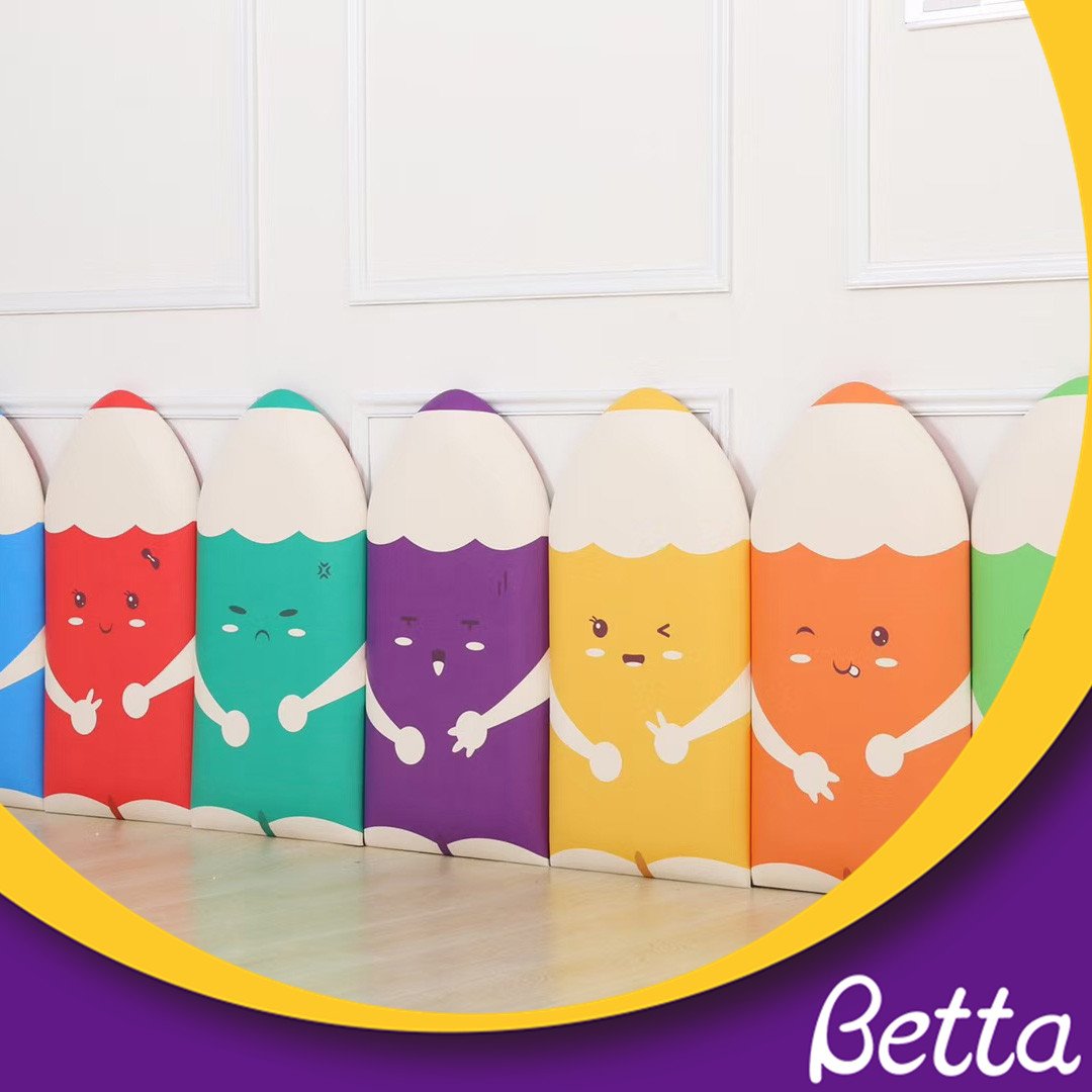 Coj&iacute;n suave de pared para jard&iacute;n de infantes.jpg