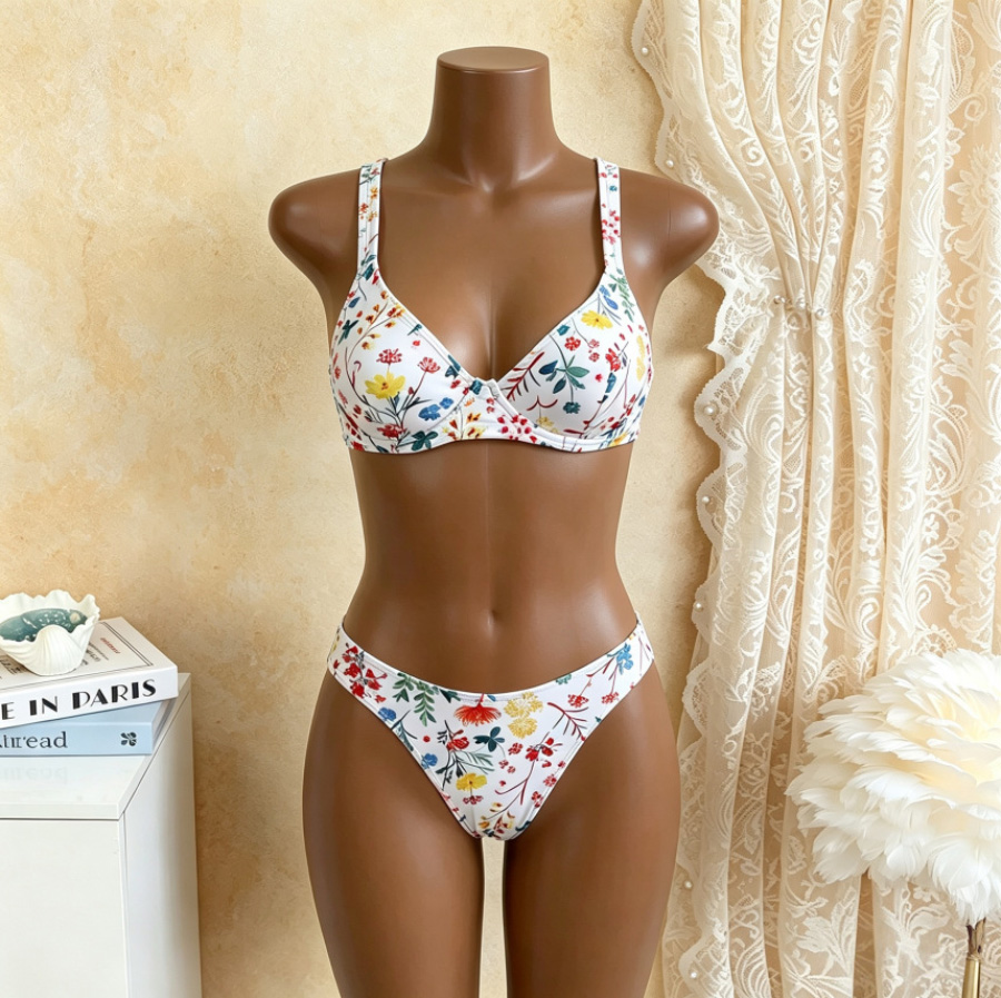 bikini in model