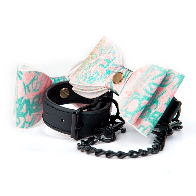 SM Bondage PU Leather Handcuffs Black and Red Customized Leather Sex Toys Chinese Traditional Pattern Master's weapon For Couple