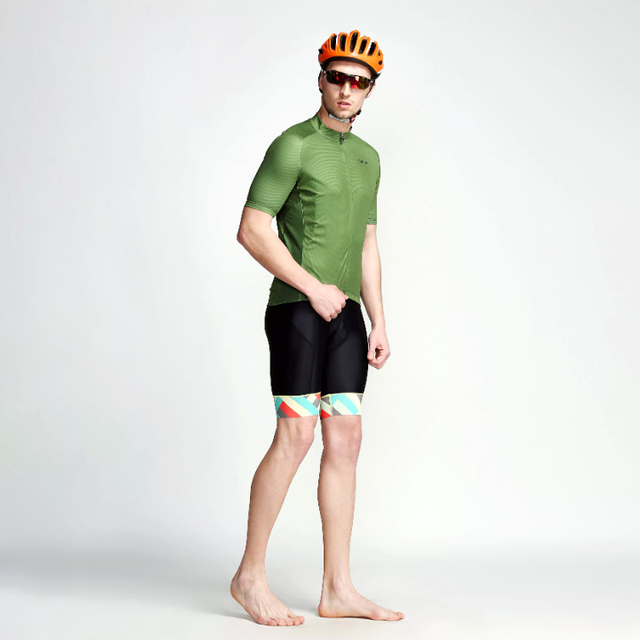 Ropa de ciclismo para hombre con protección UV