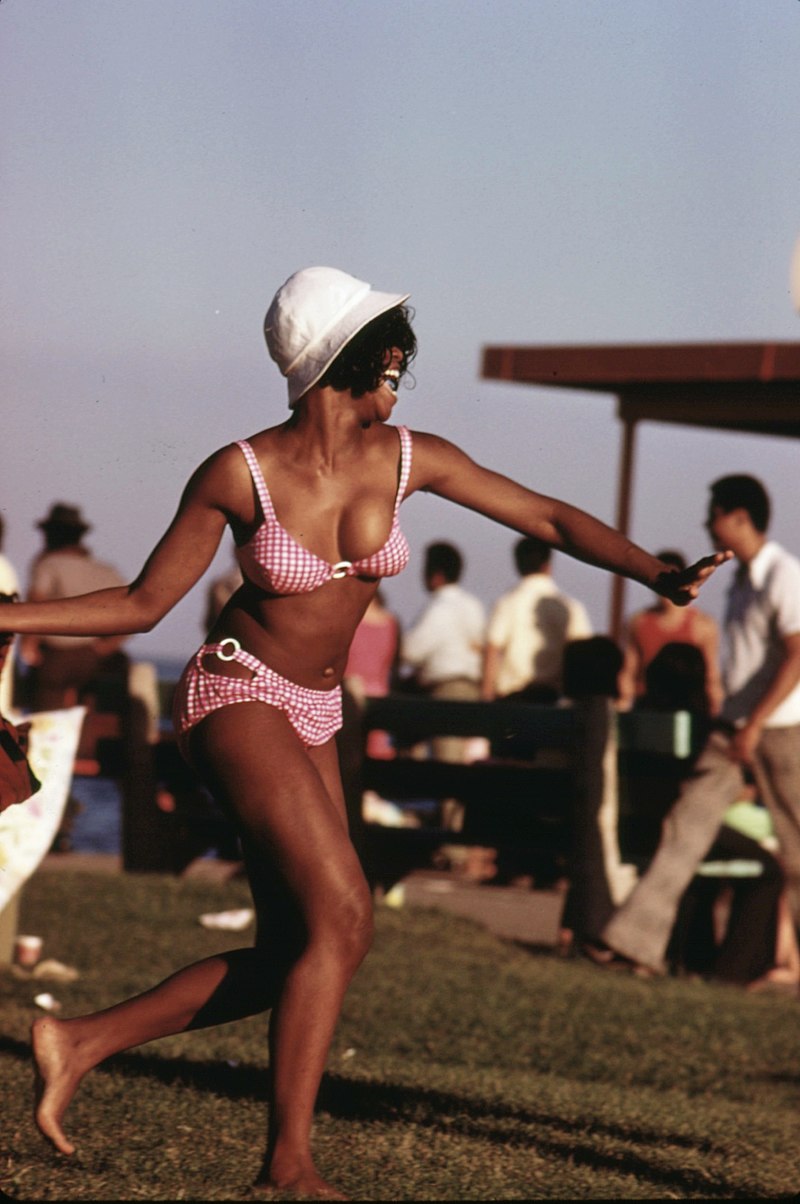 Chicago Bikini 1973