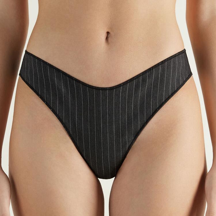 Bella biancheria intima per donna