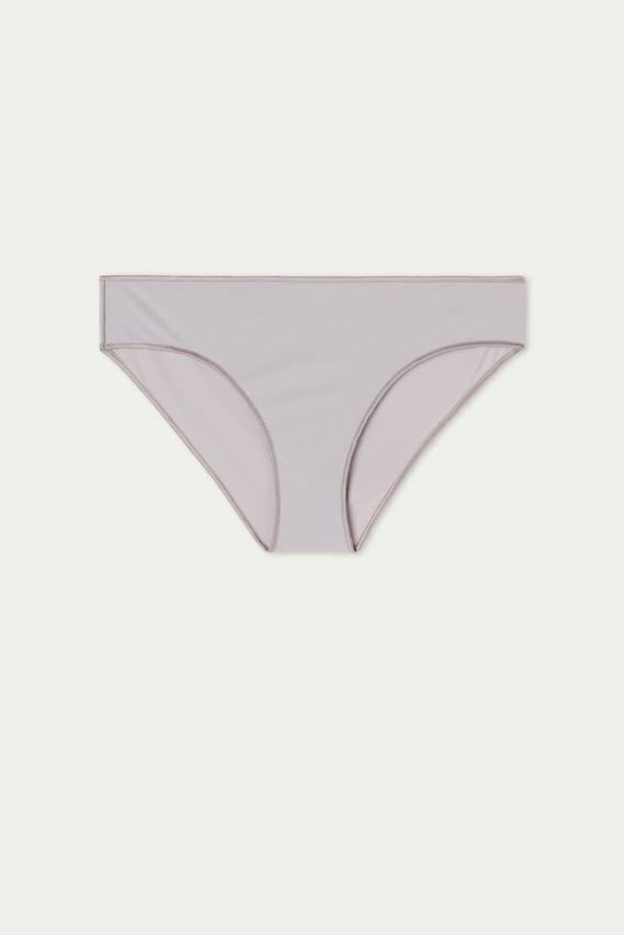 Buscando tipos de ropa interior femenina