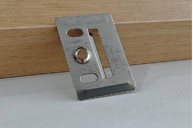 823 (5) 823 (5)