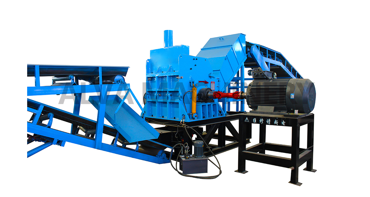 Roller type metal crusher كسارة معدنية من نوع الأسطوانة