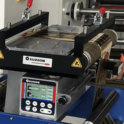 label inspection machine Etiketteninspektionsmaschine