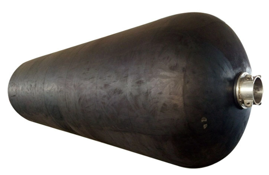 fenders for a boat مصدات للقارب