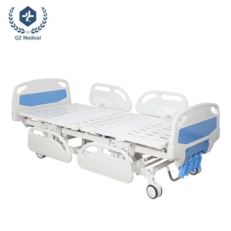 hospital bed سرير المستشفى