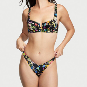 Bikini fruncido tropical