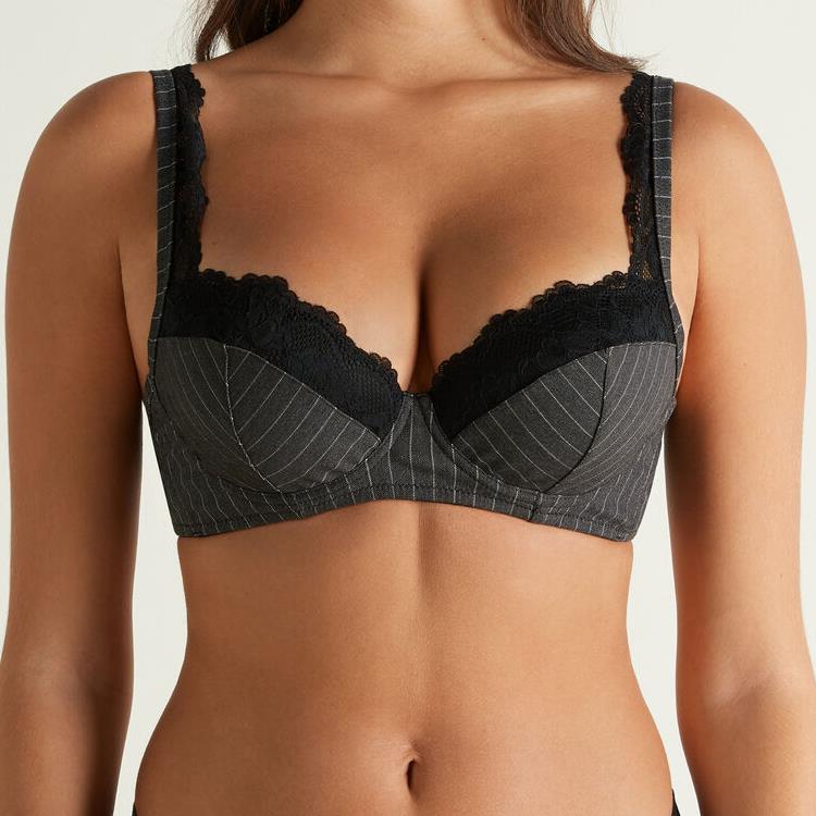 Ladies Bra Lightly Padded