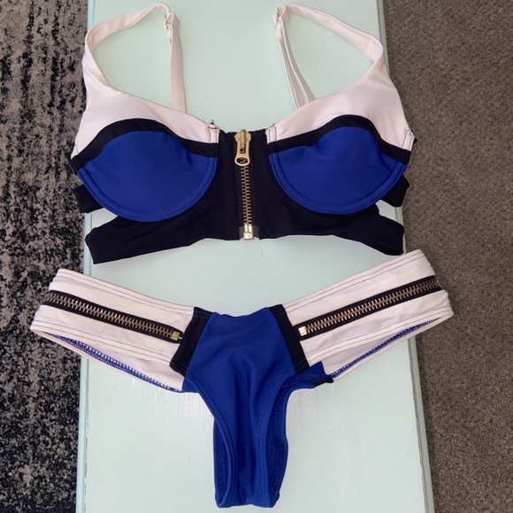 Beach Bunny Swimwear (2)