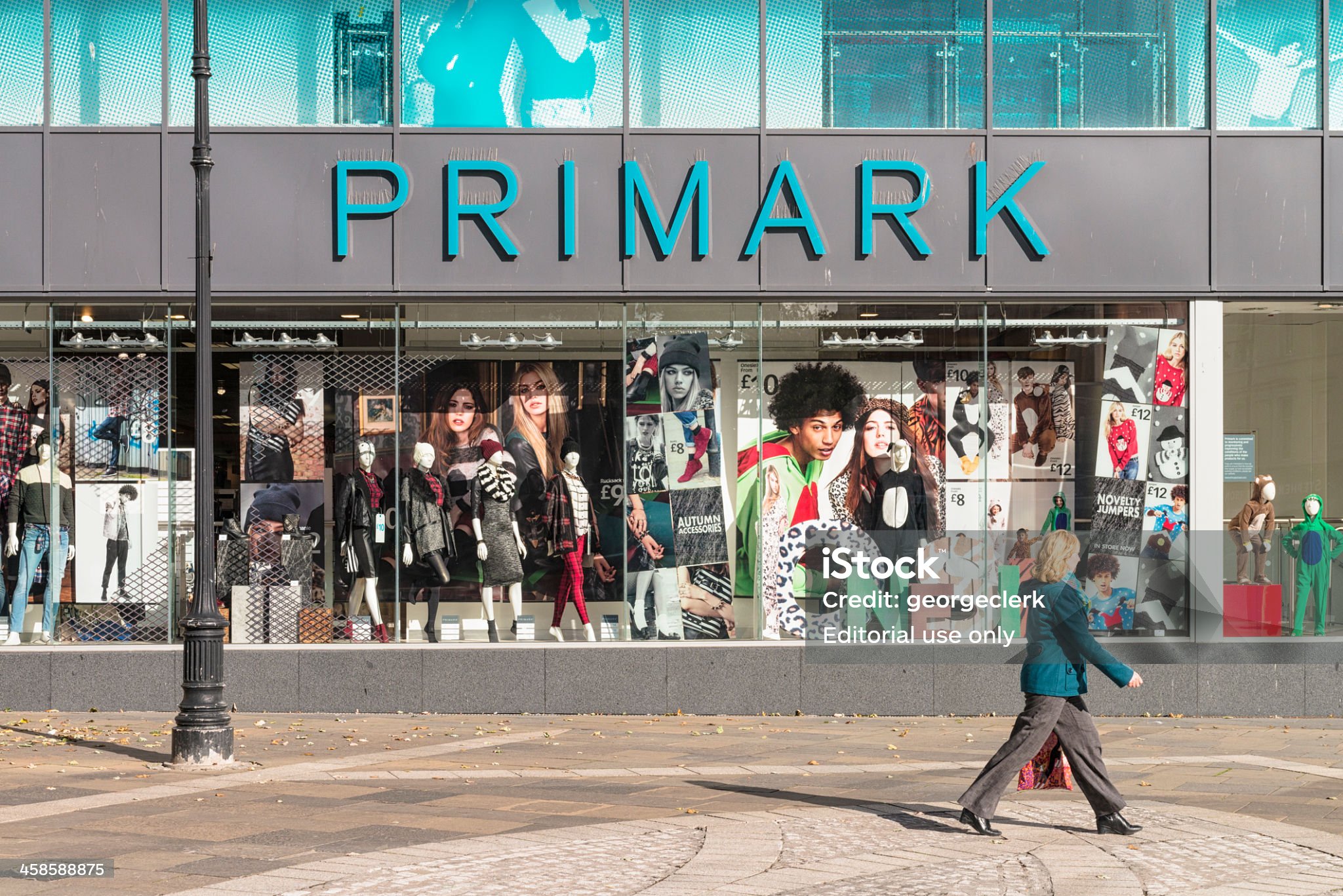 An urrainn dhut feuchainn air snàmh ann am primark?