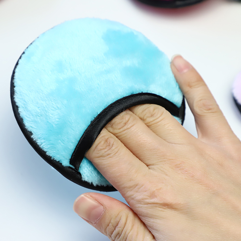 Umweltfreundlicher Make-up-Entferner