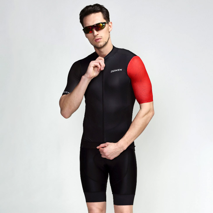 Maillots de cyclisme sans couture à la mode pour homme