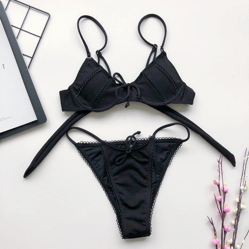 tacar bikini dubh