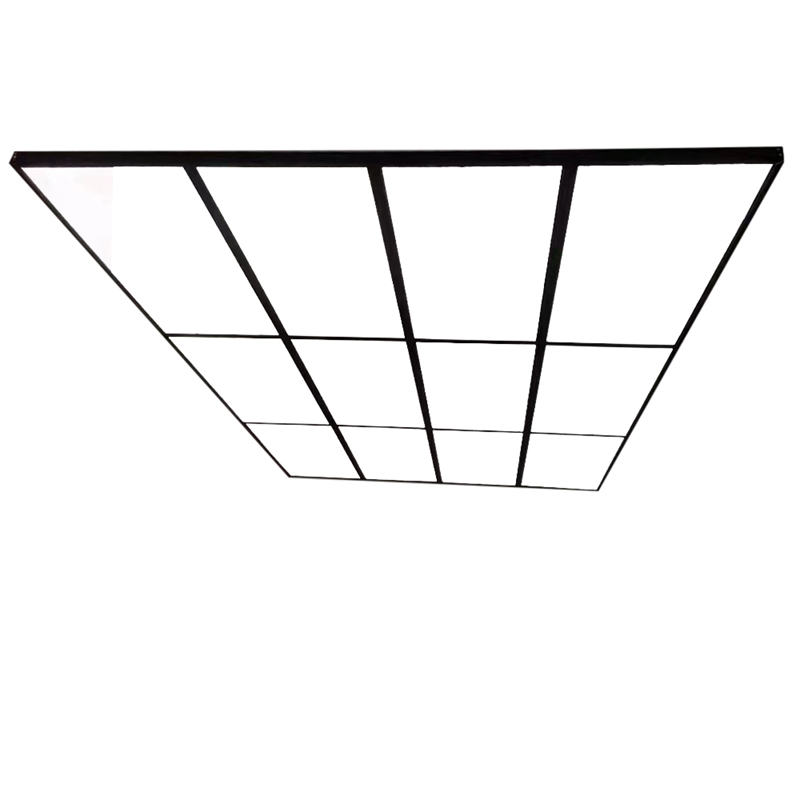 Configuration professionnelle d'un panneau lumineux de d&eacute;tail &agrave; LED dans une baie de correction de peinture
