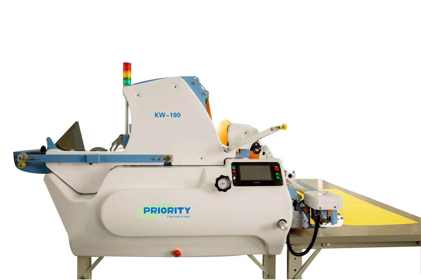 Machine d'&eacute;pandage tiss&eacute;e en tricot automatique