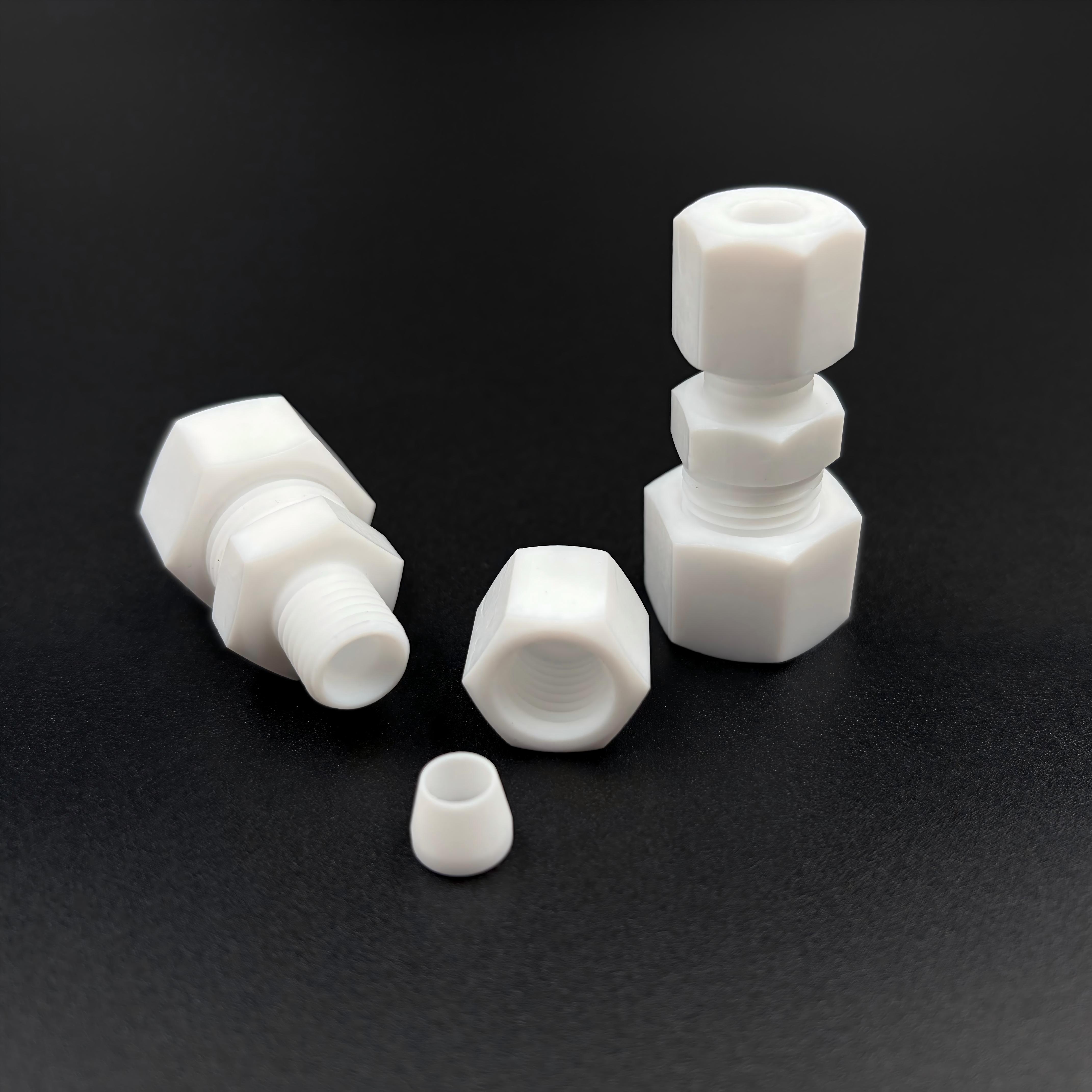 Connettore riduttore in PTFE